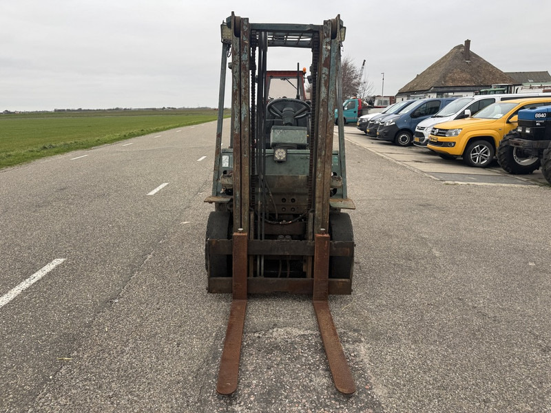 Toyota FD25D - Diesel forklift: picture 2 Toyota FD25D - Diesel forklift: picture 2
