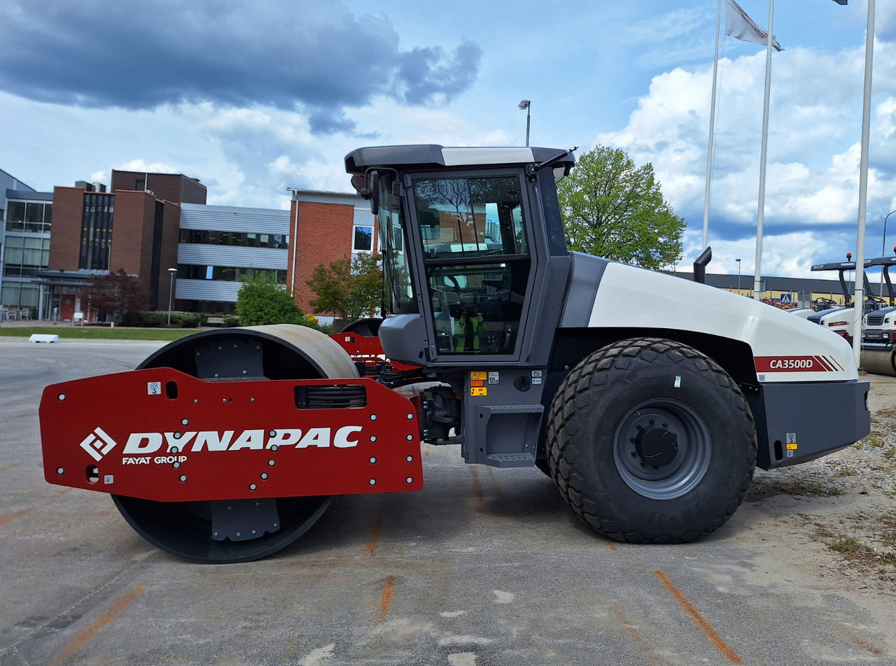 Dynapac CA3500D - Compactor: picture 2 Dynapac CA3500D - Compactor: picture 2