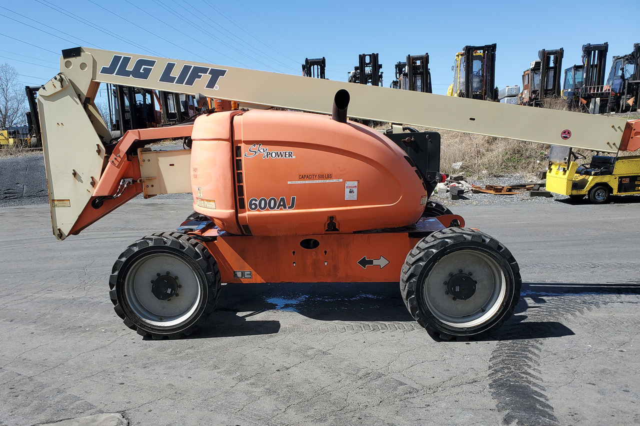 JLG 600AJ - Telescopic wheel loader: picture 2 JLG 600AJ - Telescopic wheel loader: picture 2