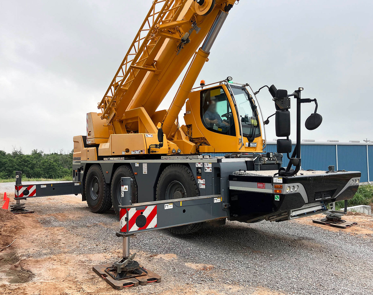 Liebherr LTC 1050-3.1 - Mobile crane: picture 1 Liebherr LTC 1050-3.1 - Mobile crane: picture 1