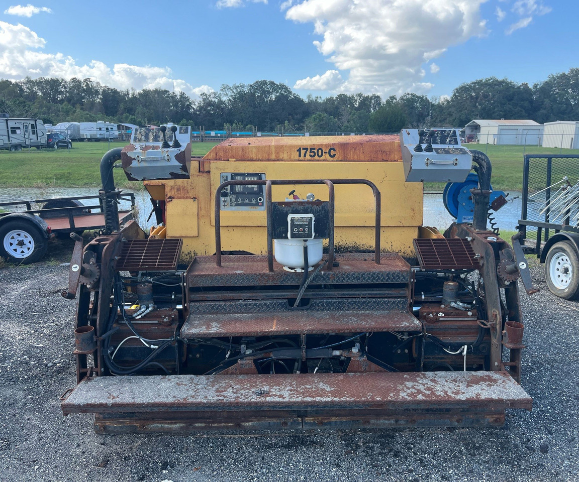 Mauldin 1750C - Asphalt paver: picture 5 Mauldin 1750C - Asphalt paver: picture 5