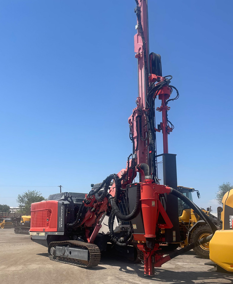 Sandvik DP1500i - Drilling rig: picture 1 Sandvik DP1500i - Drilling rig: picture 1