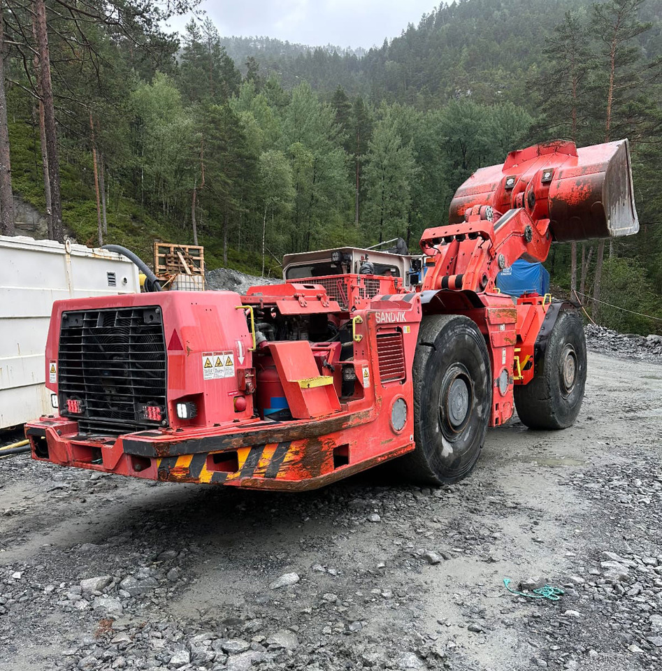 Sandvik LH410 - Mining machinery: picture 5 Sandvik LH410 - Mining machinery: picture 5