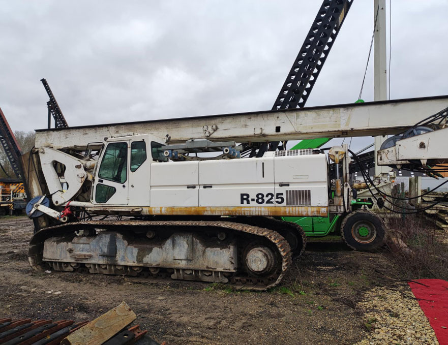 Soilmec R-825 - Pile driver: picture 1 Soilmec R-825 - Pile driver: picture 1