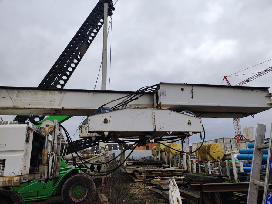 Soilmec R-825 - Pile driver: picture 4 Soilmec R-825 - Pile driver: picture 4