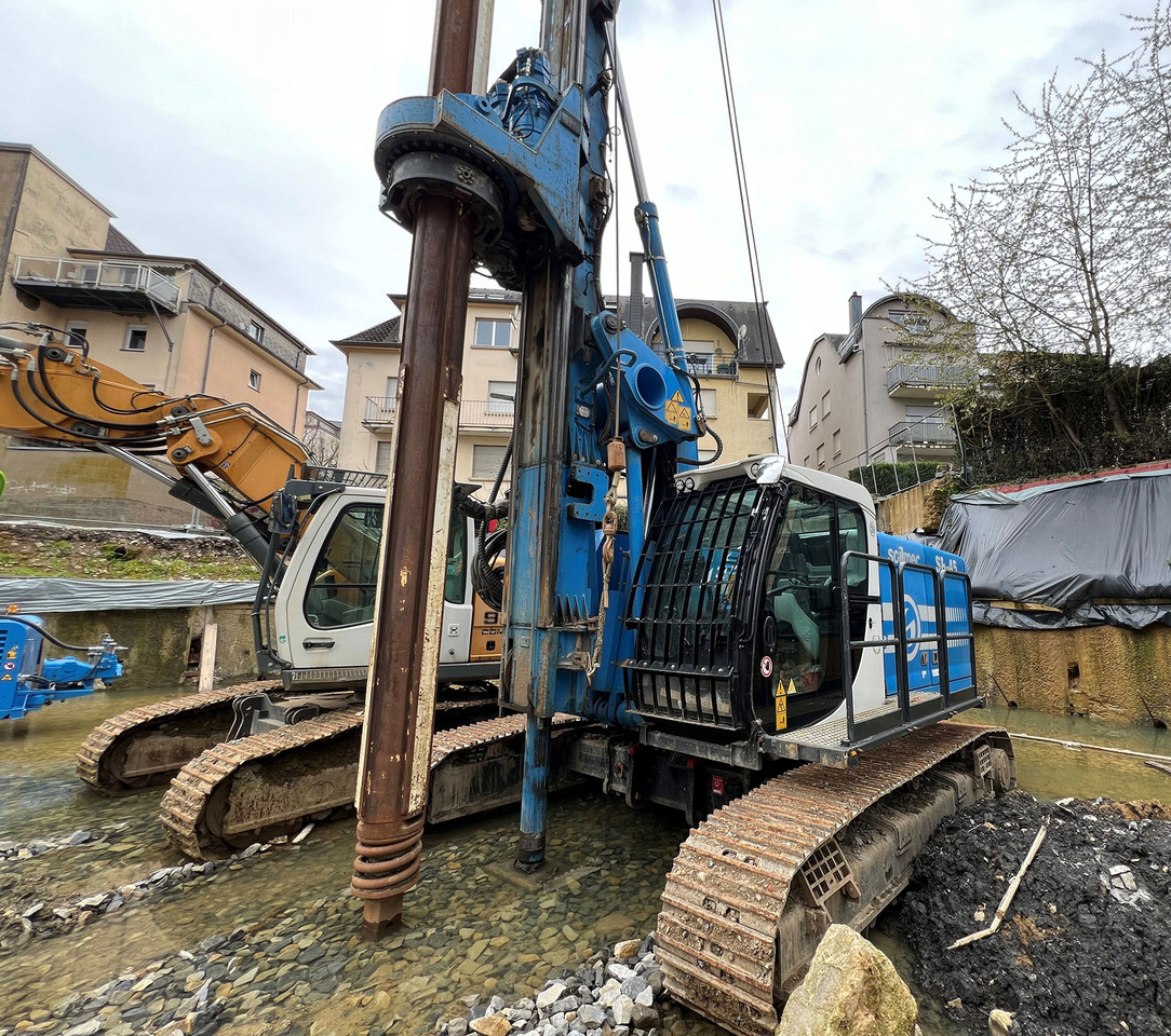 Soilmec SR-45 - Pile driver: picture 4 Soilmec SR-45 - Pile driver: picture 4