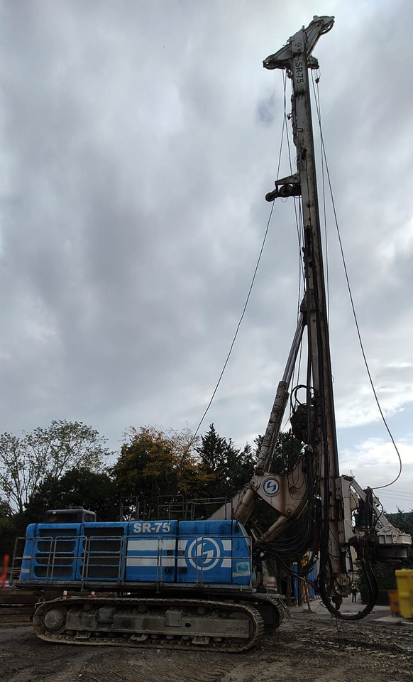 Soilmec SR-75 - Pile driver: picture 1 Soilmec SR-75 - Pile driver: picture 1