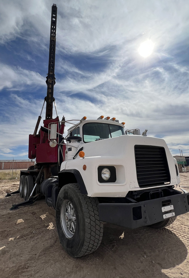 Watson 1000 TM - Pile driver: picture 3 Watson 1000 TM - Pile driver: picture 3