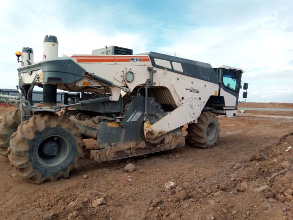 Wirtgen WR 240 I - Soil stabilizer: picture 3 Wirtgen WR 240 I - Soil stabilizer: picture 3