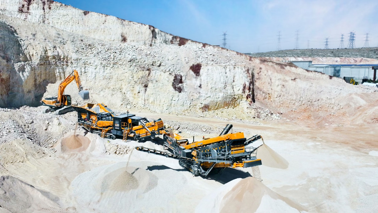 FABO FTI 130-S Mobile Crusher FTS 1560 Mobile Screen - Mobile crusher: picture 2 FABO FTI 130-S Mobile Crusher FTS 1560 Mobile Screen - Mobile crusher: picture 2