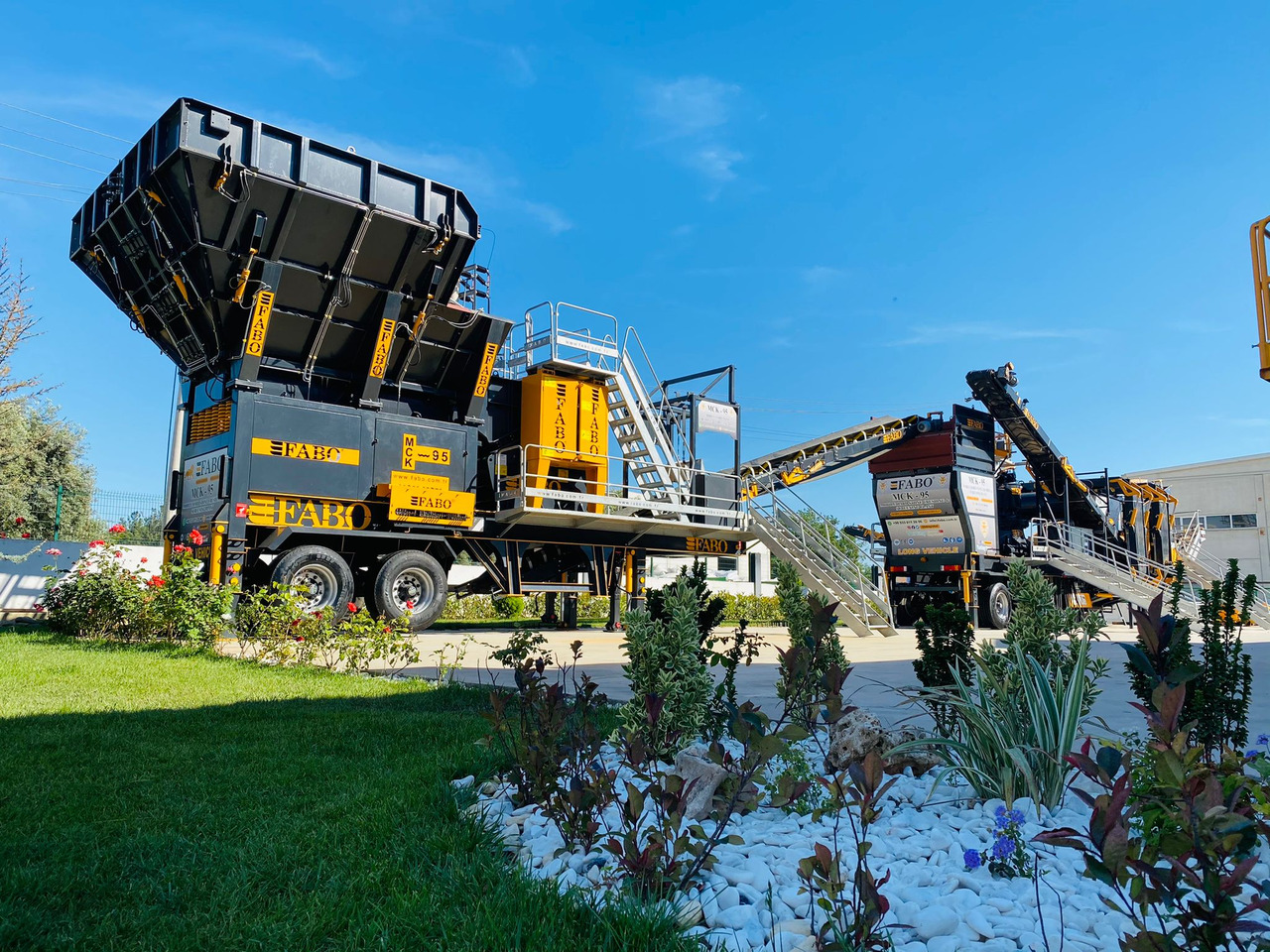 FABO MCK-95 MOBILE CRUSHING & SCREENING PLANT - Cone crusher: picture 4 FABO MCK-95 MOBILE CRUSHING & SCREENING PLANT - Cone crusher: picture 4