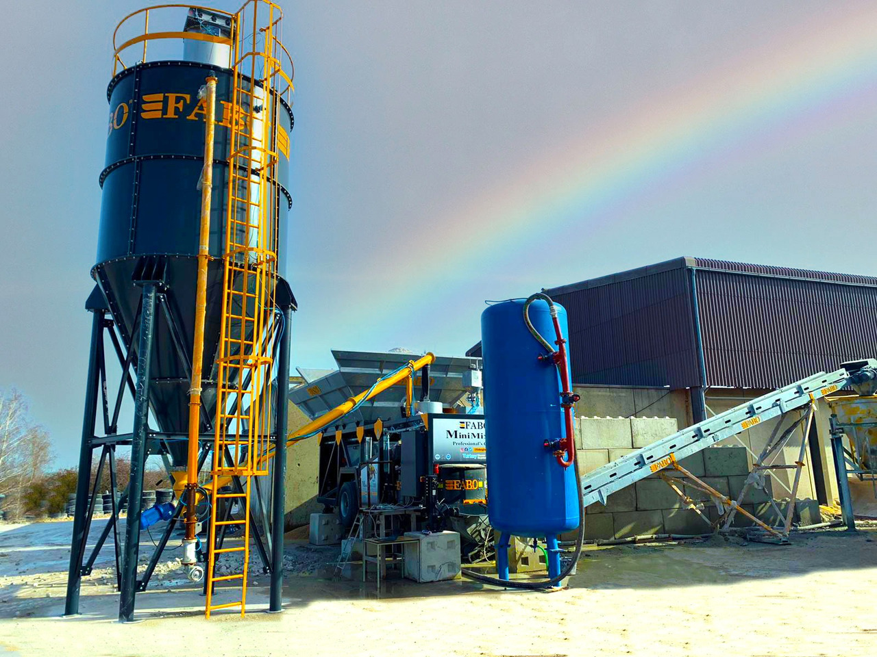 FABO mobile concrete batching plant - Concrete plant: picture 2 FABO mobile concrete batching plant - Concrete plant: picture 2