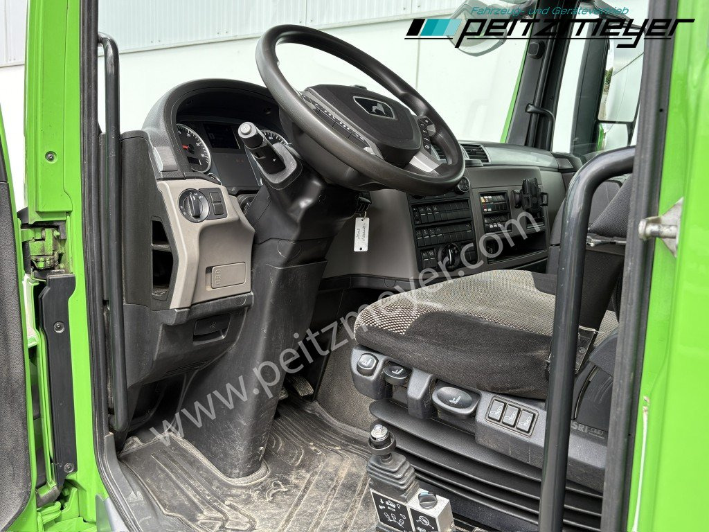 Tipper MAN TGS 26.460 FL 6x2 Kipper+Kran+Funk Lenkachse, 2-Seitenkipper, Atlas 172.3: picture 12 Tipper MAN TGS 26.460 FL 6x2 Kipper+Kran+Funk Lenkachse, 2-Seitenkipper, Atlas 172.3: picture 12