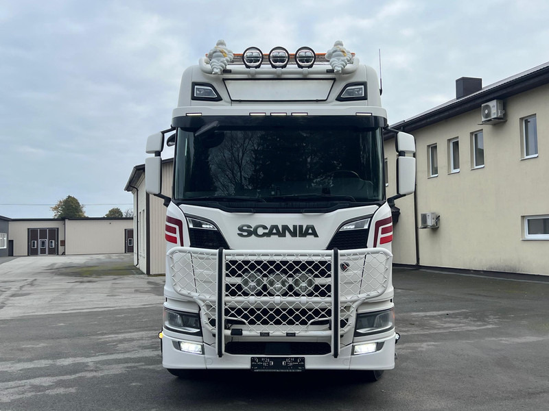 Scania R730 B6X4NB - Logging truck, Crane truck: picture 5 Scania R730 B6X4NB - Logging truck, Crane truck: picture 5