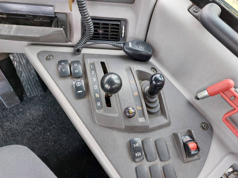 Articulated dumper Volvo A45G: picture 11