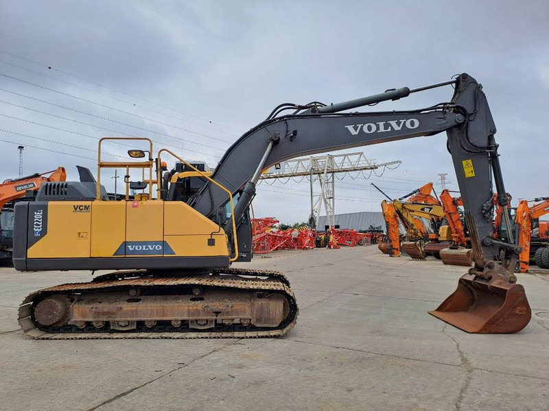 Volvo EC 220 EL (New Undercarriage) - Crawler excavator: picture 5 Volvo EC 220 EL (New Undercarriage) - Crawler excavator: picture 5