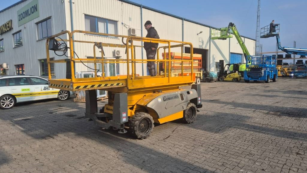 Haulotte Compact 10 DX - Scissor lift: picture 1 Haulotte Compact 10 DX - Scissor lift: picture 1