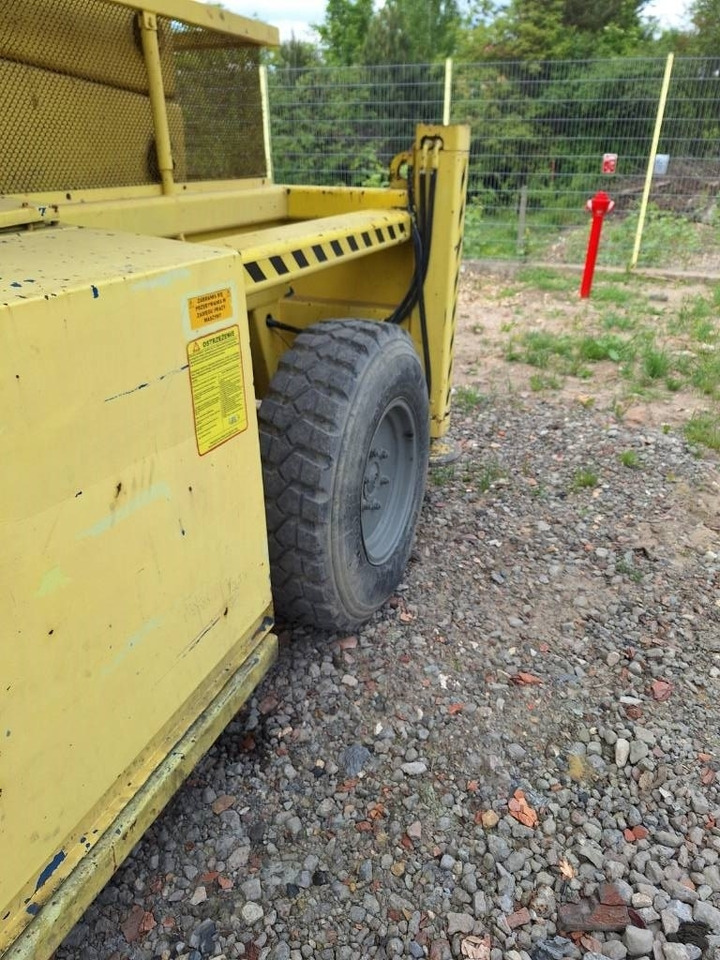 Liftlux SL-205-25D - Scissor lift: picture 5 Liftlux SL-205-25D - Scissor lift: picture 5