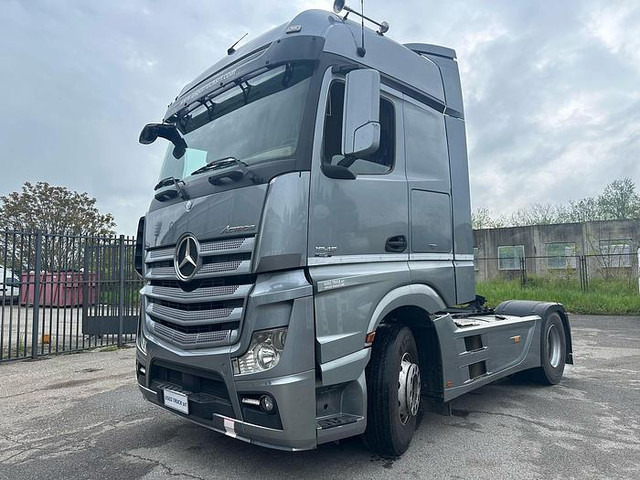 Mercedes-Benz Actros 1845 - Tractor unit: picture 1 Mercedes-Benz Actros 1845 - Tractor unit: picture 1