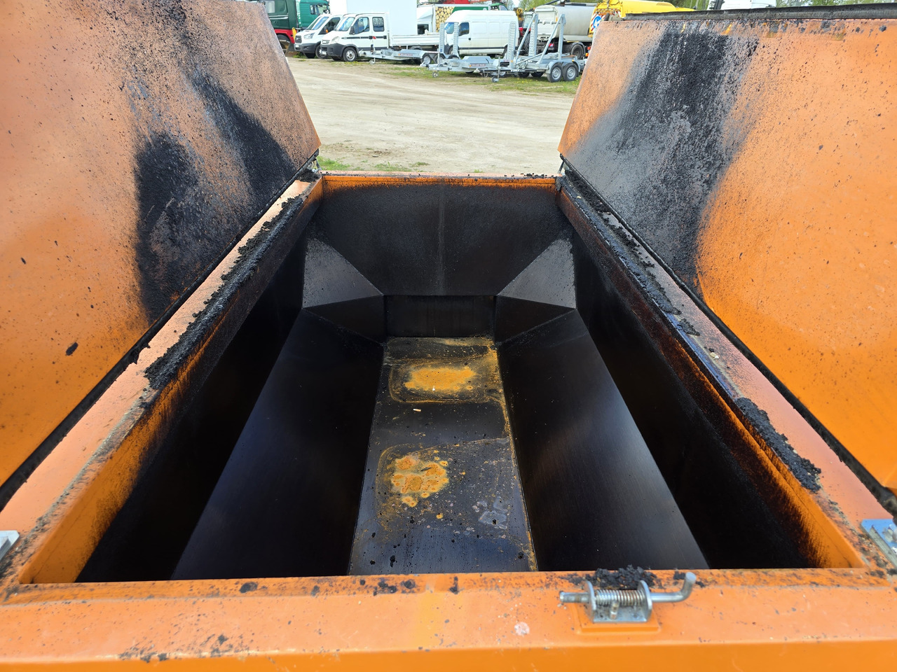 Amtec ATB3 Asphalt hot box - Asphalt machine: picture 3 Amtec ATB3 Asphalt hot box - Asphalt machine: picture 3