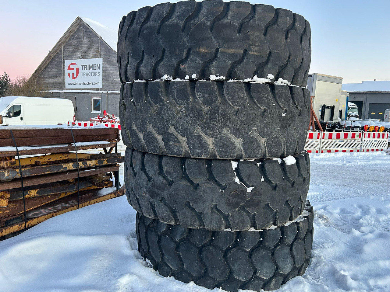 GOODYEAR 24.00 R35 - Tire for Wheel loader: picture 1 GOODYEAR 24.00 R35 - Tire for Wheel loader: picture 1
