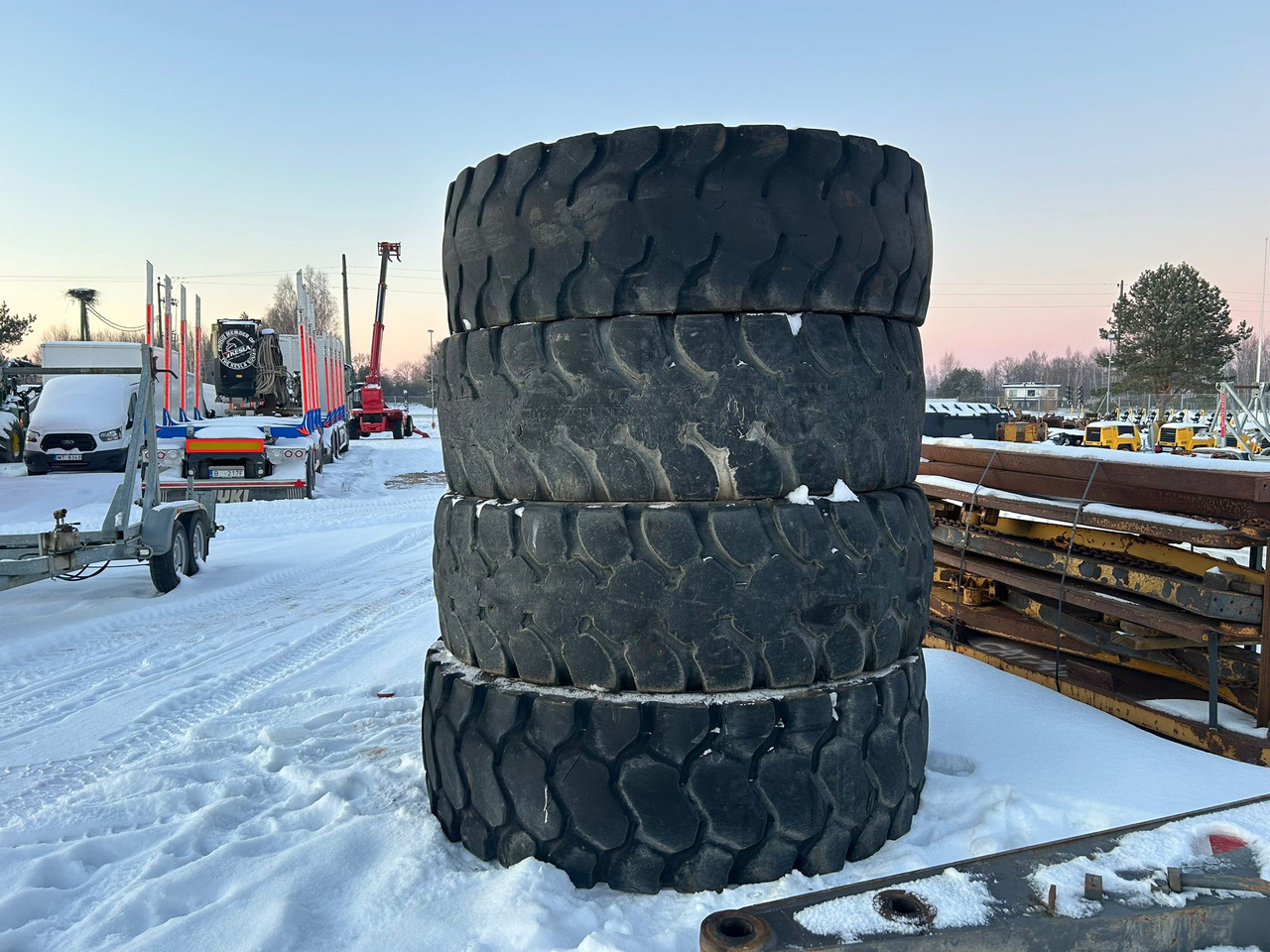 GOODYEAR 24.00 R35 - Tire for Wheel loader: picture 4 GOODYEAR 24.00 R35 - Tire for Wheel loader: picture 4