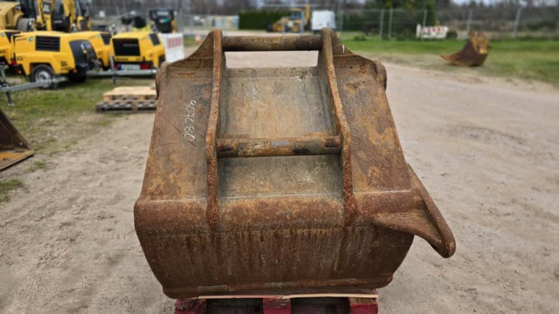 S70 1200mm - Excavator bucket for Crawler excavator: picture 3 S70 1200mm - Excavator bucket for Crawler excavator: picture 3