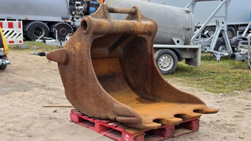 S70 1200mm - Excavator bucket for Crawler excavator: picture 1 S70 1200mm - Excavator bucket for Crawler excavator: picture 1