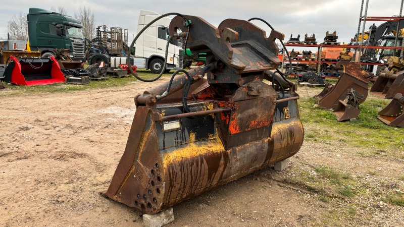 Verachtert CW30 1800mm - Excavator bucket for Excavator: picture 3 Verachtert CW30 1800mm - Excavator bucket for Excavator: picture 3