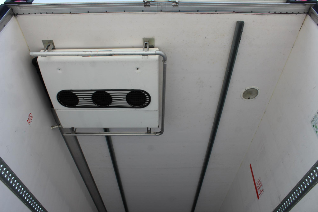 Lamberet TK SLXe Spectrum 2,65h Bi-Multi-Temp. TW FRC25 - Refrigerator semi-trailer: picture 3 Lamberet TK SLXe Spectrum 2,65h Bi-Multi-Temp. TW FRC25 - Refrigerator semi-trailer: picture 3