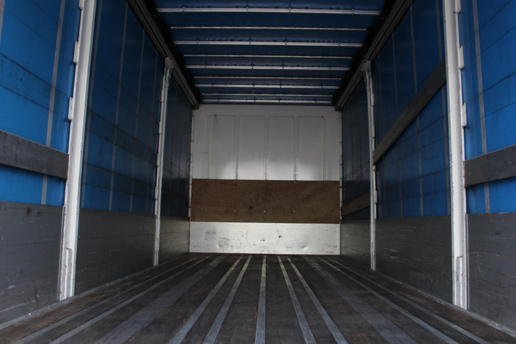 MAN TGS 18.440 Plane Zug Schlafplatz AHK Retarder - Curtainsider truck: picture 3 MAN TGS 18.440 Plane Zug Schlafplatz AHK Retarder - Curtainsider truck: picture 3