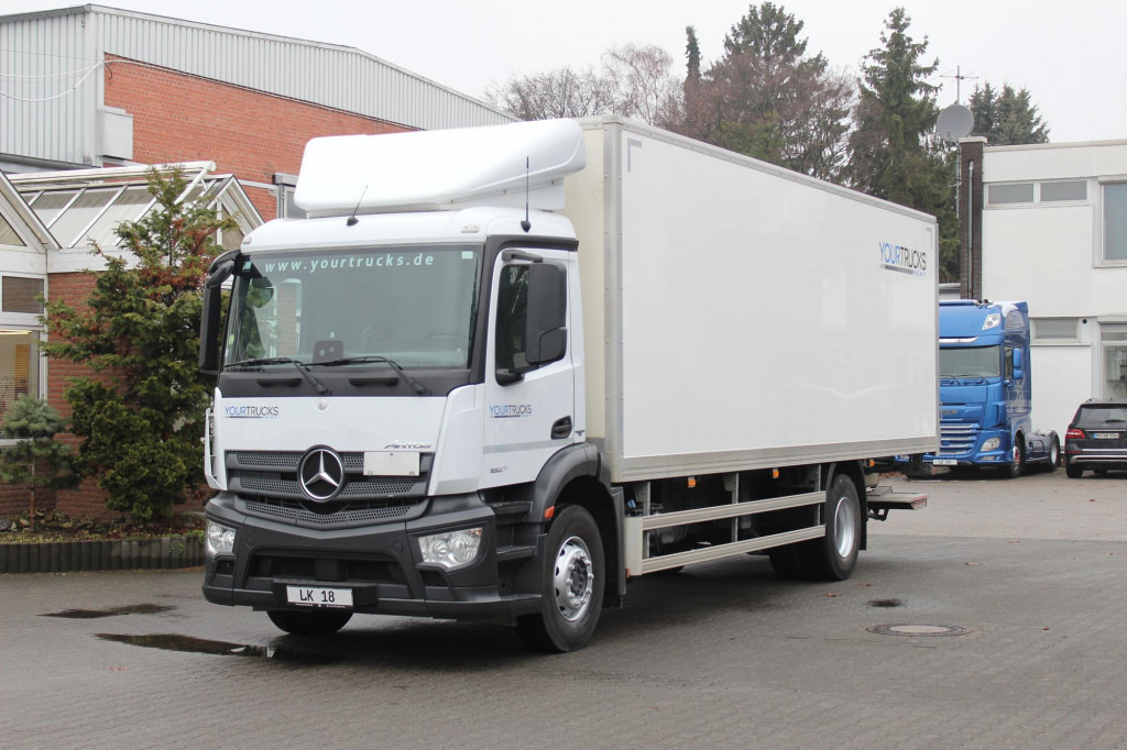 Mercedes-Benz Antos 1827 E6 Koffer 8,5m LBW S.Tür 199.000 km - Box truck: picture 1 Mercedes-Benz Antos 1827 E6 Koffer 8,5m LBW S.Tür 199.000 km - Box truck: picture 1