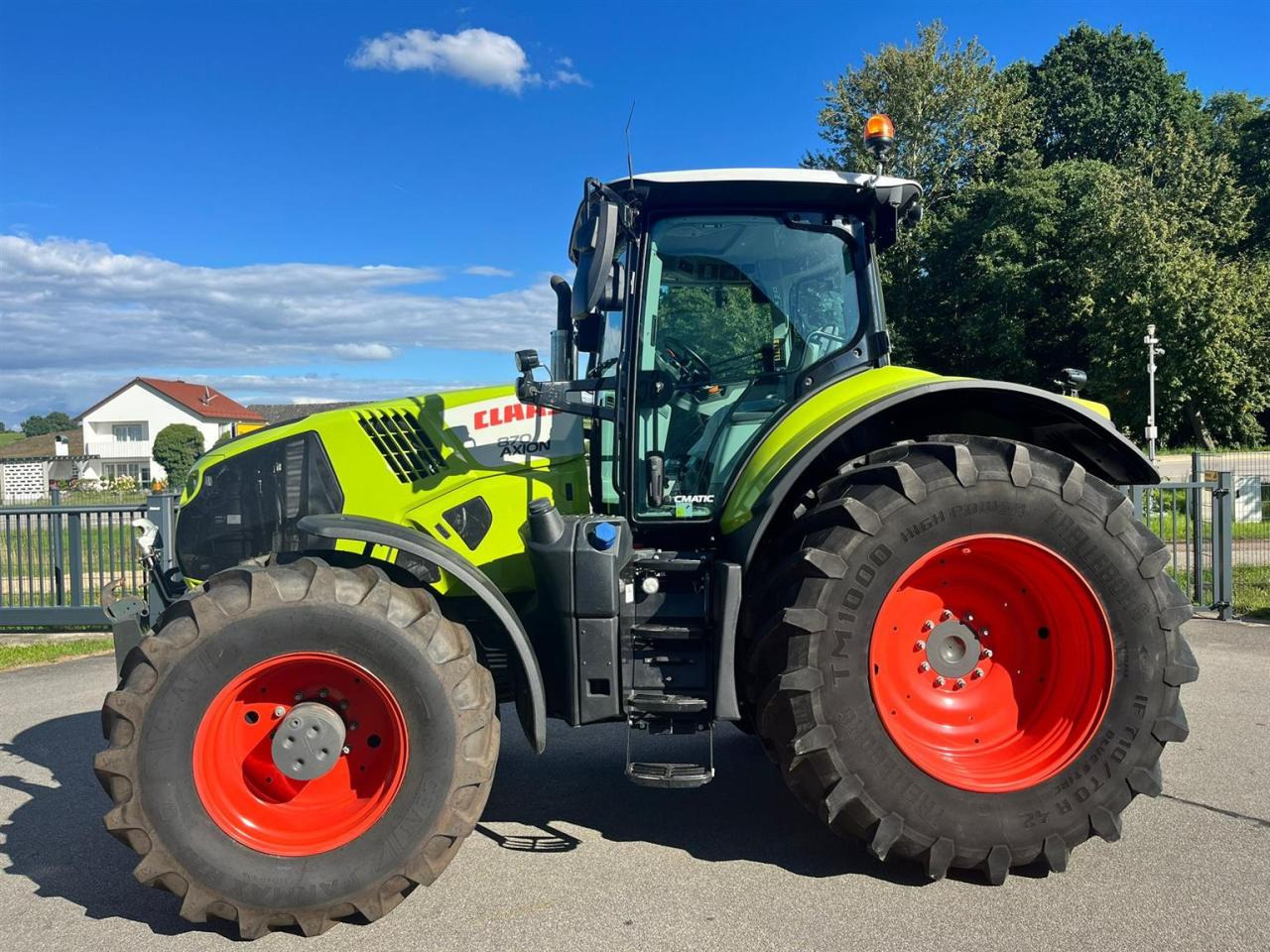 CLAAS Axion 870 CMATIC, Cebis Touch, S10-GPS, TOP - Farm tractor: picture 3 CLAAS Axion 870 CMATIC, Cebis Touch, S10-GPS, TOP - Farm tractor: picture 3