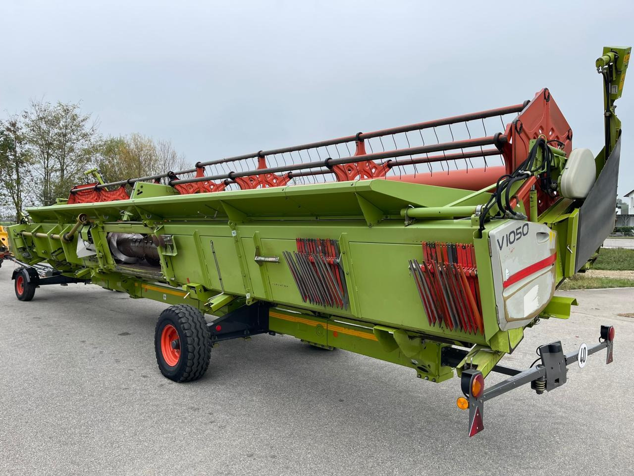 CLAAS Schneidwerk V1050 inkl. Raps, Bj. 2008 - Combine header: picture 4 CLAAS Schneidwerk V1050 inkl. Raps, Bj. 2008 - Combine header: picture 4