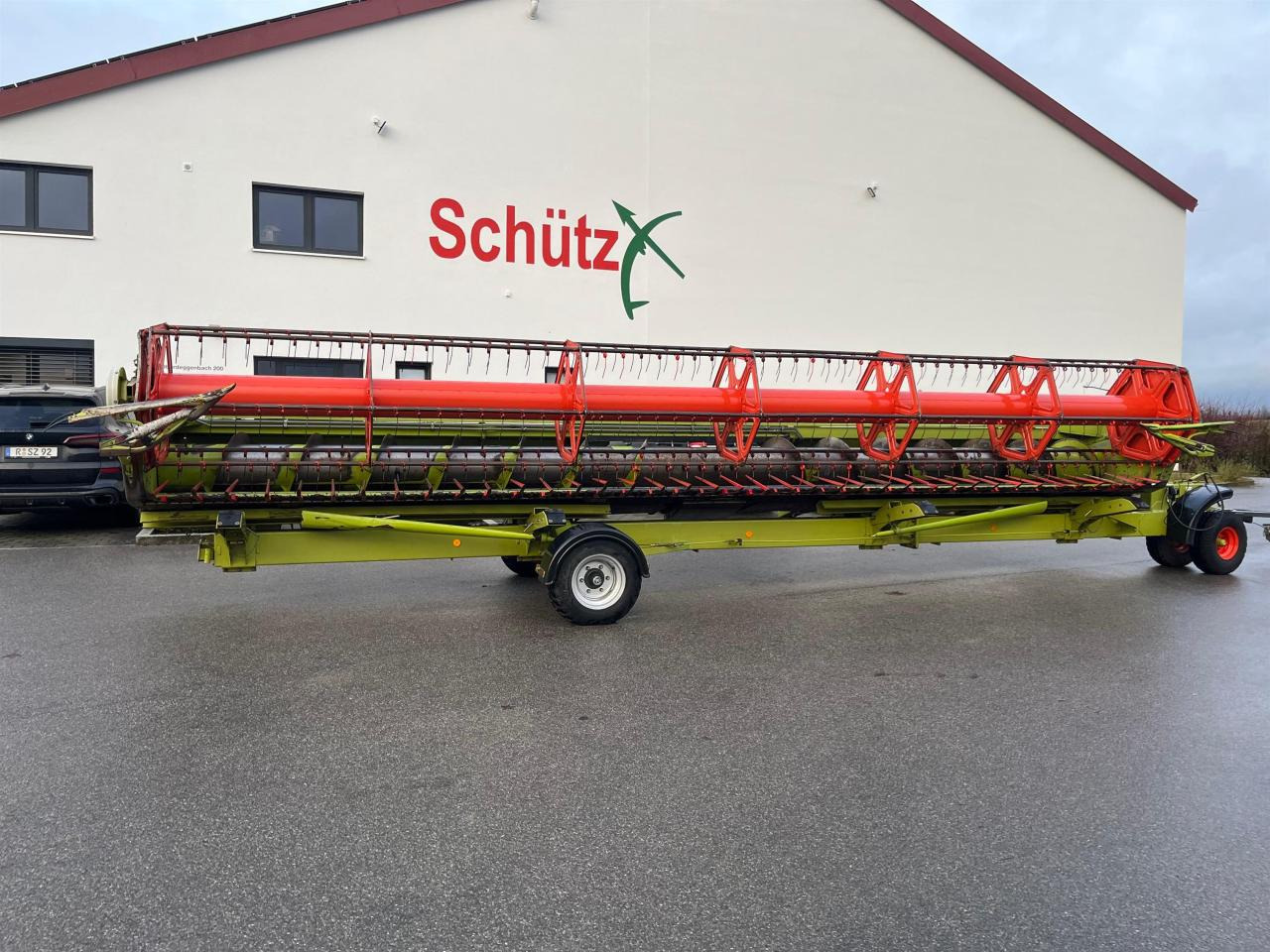 CLAAS Schneidwerk Vario V900 mit Wagen, Rapsausrüstung - Combine header trailer: picture 3 CLAAS Schneidwerk Vario V900 mit Wagen, Rapsausrüstung - Combine header trailer: picture 3