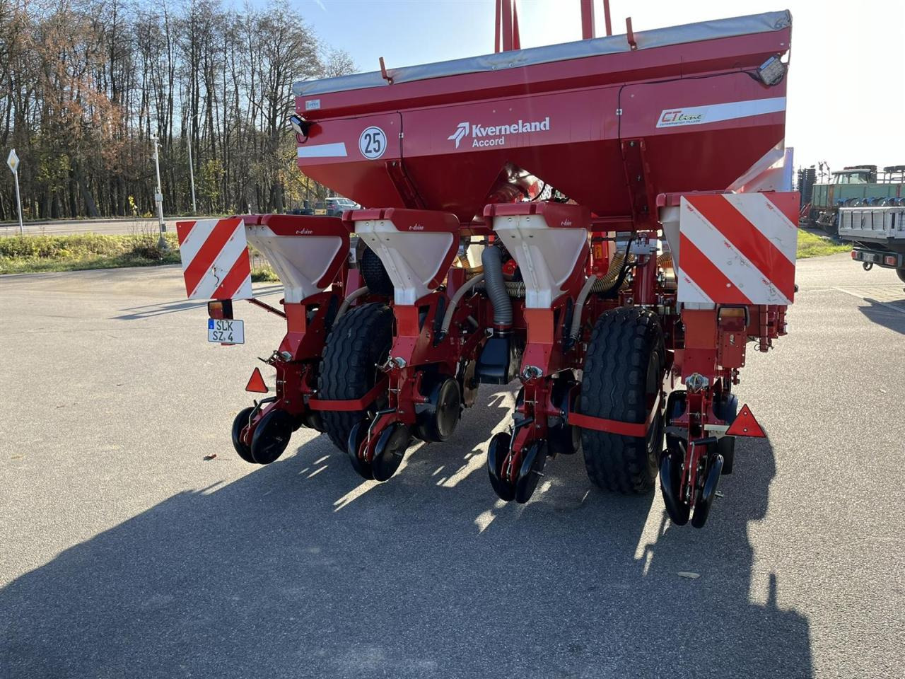Precision sowing machine Kverneland Optima HD, e-drive, Section Control, Bj. 2016: picture 6