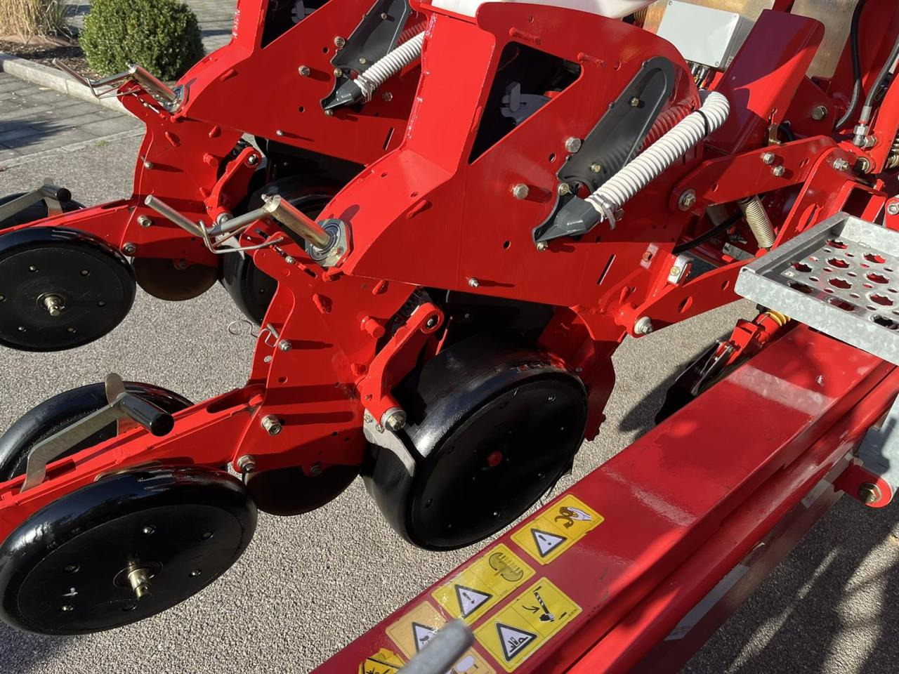 Precision sowing machine Kverneland Optima HD, e-drive, Section Control, Bj. 2016: picture 9