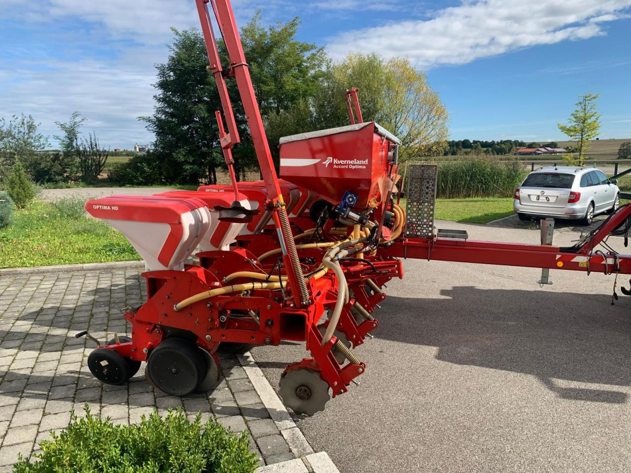 Kverneland Optima HD, mechanischer Antrieb, Reihendüngerstreuer, Visio - Säüberwachung, Baujahr 2007 - Precision sowing machine: picture 5 Kverneland Optima HD, mechanischer Antrieb, Reihendüngerstreuer, Visio - Säüberwachung, Baujahr 2007 - Precision sowing machine: picture 5