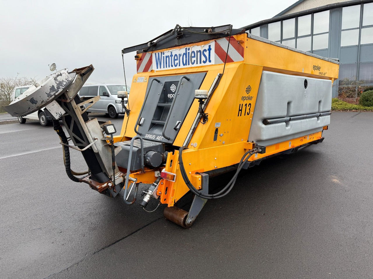 Epoke Salzstreuer Winterdienst Bandstreuer - Hook lift truck: picture 4 Epoke Salzstreuer Winterdienst Bandstreuer - Hook lift truck: picture 4