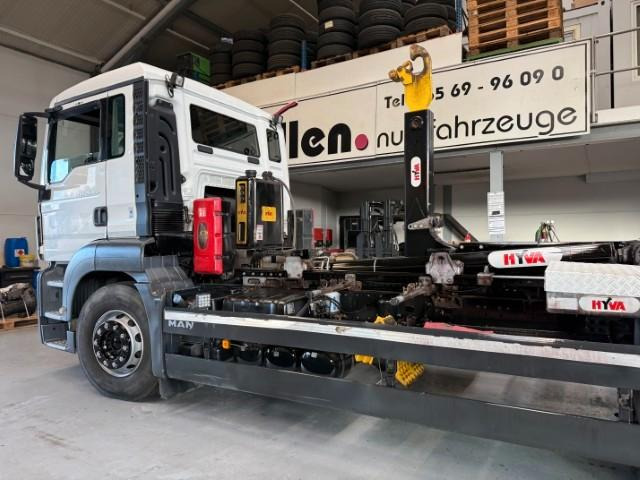 MAN 26.460 6x2 Hyva 20.26 Motorschaden S - Hook lift truck: picture 5 MAN 26.460 6x2 Hyva 20.26 Motorschaden S - Hook lift truck: picture 5