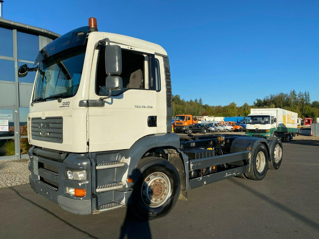 MAN TGA 6x2 310,350 10 x am Lager - Cab chassis truck: picture 2 MAN TGA 6x2 310,350 10 x am Lager - Cab chassis truck: picture 2