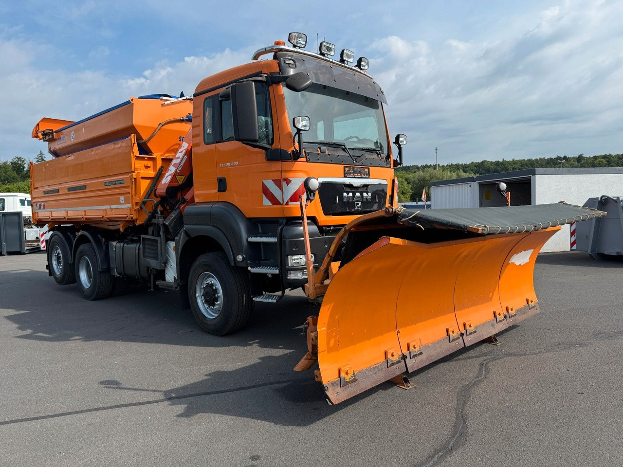 MAN TGS 28.400 6x4-4 BL Kipper / Kran / Winterdienst - Tipper, Crane truck: picture 2 MAN TGS 28.400 6x4-4 BL Kipper / Kran / Winterdienst - Tipper, Crane truck: picture 2