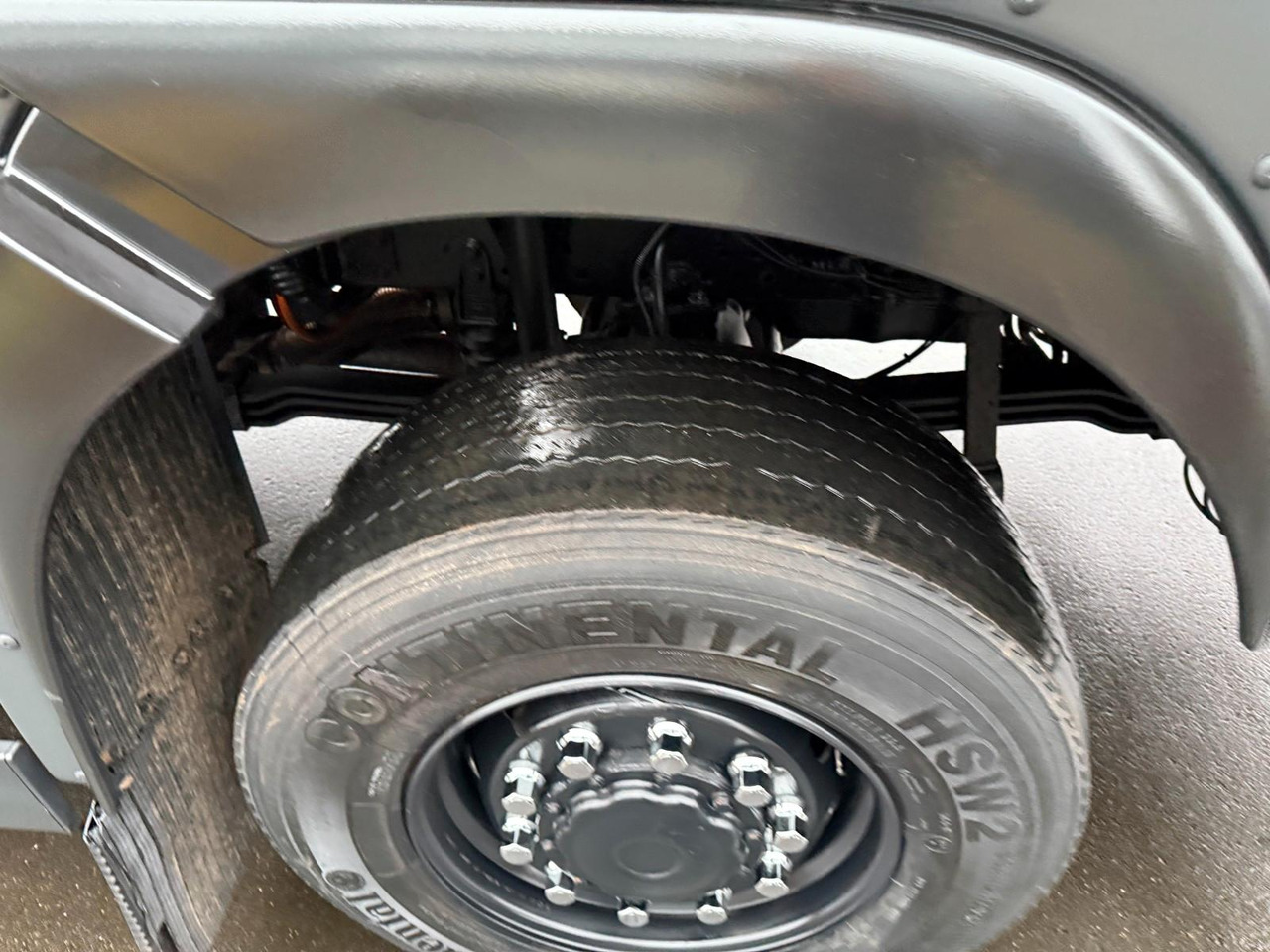 MAN TGS 33.400 6x6 Blattfederung Original 120500 km - Hook lift truck: picture 4 MAN TGS 33.400 6x6 Blattfederung Original 120500 km - Hook lift truck: picture 4