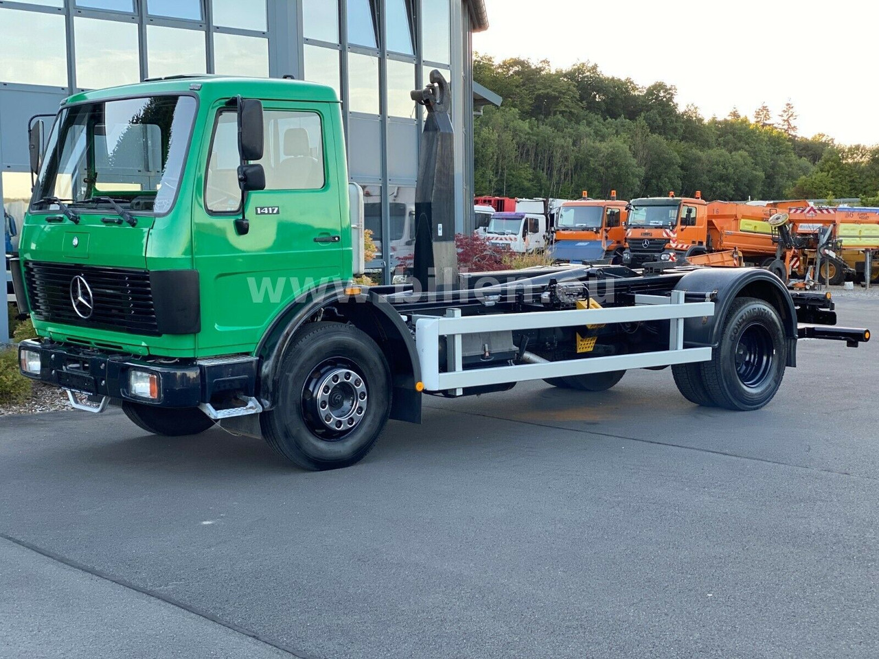 Mercedes-Benz 1417 Abroller Tüv / H- Kennzeichen / Mercedes-Benz 1417 Abroller Tüv / H- Kennzeichen / - Hook lift truck: picture 1 Mercedes-Benz 1417 Abroller Tüv / H- Kennzeichen / Mercedes-Benz 1417 Abroller Tüv / H- Kennzeichen / - Hook lift truck: picture 1