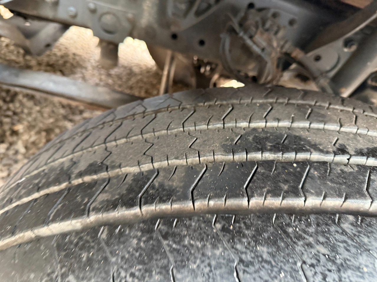 Garbage truck Mercedes-Benz Actros 2532 6x2 MP3 Faun Power Press 524: picture 6