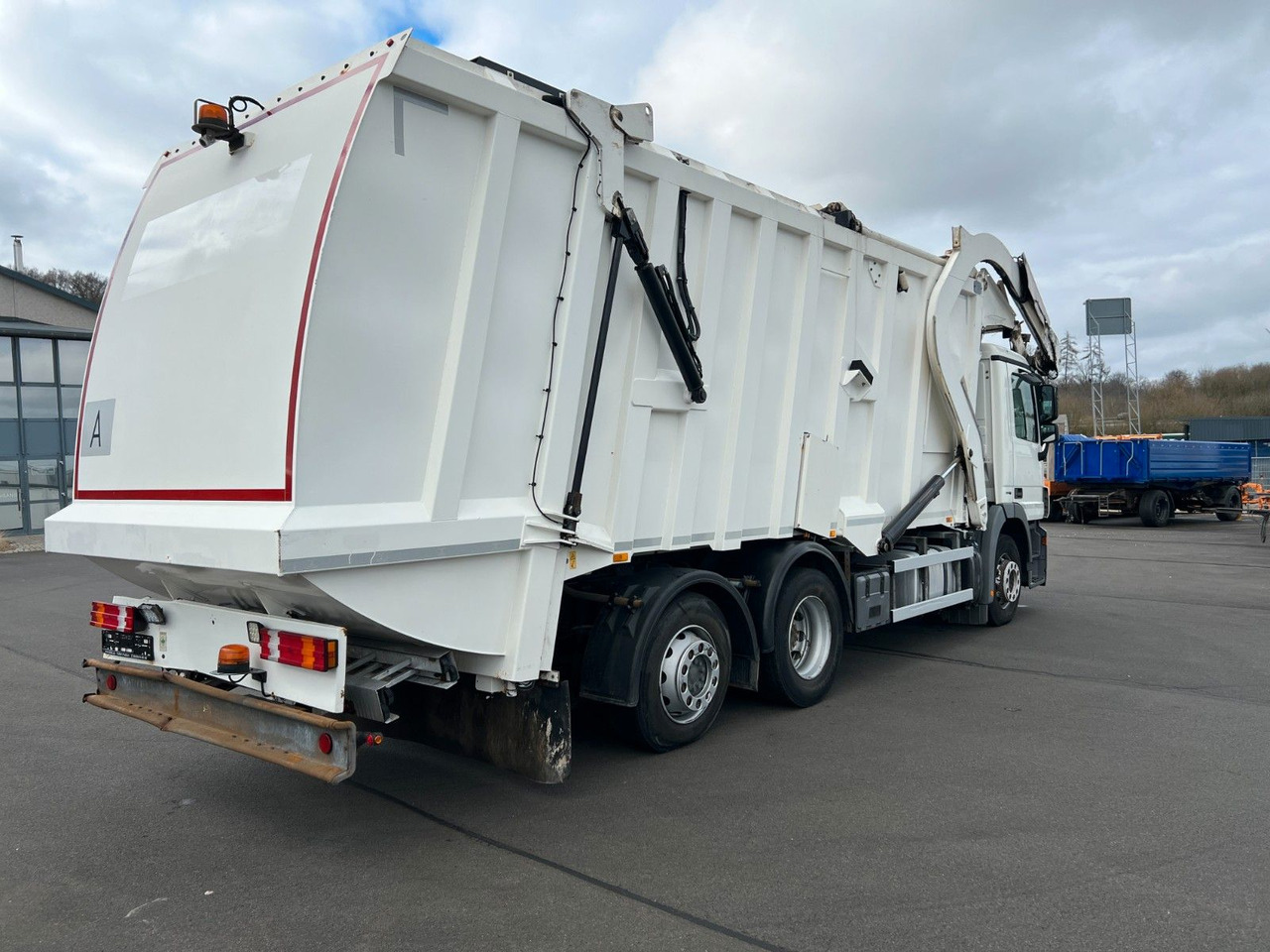 Garbage truck Mercedes-Benz Actros 2532 MP 3 Faun Frontlader 533 Waage Mercedes-Benz Actros 2532 MP 3 Faun Frontlader 533 Waage: picture 7