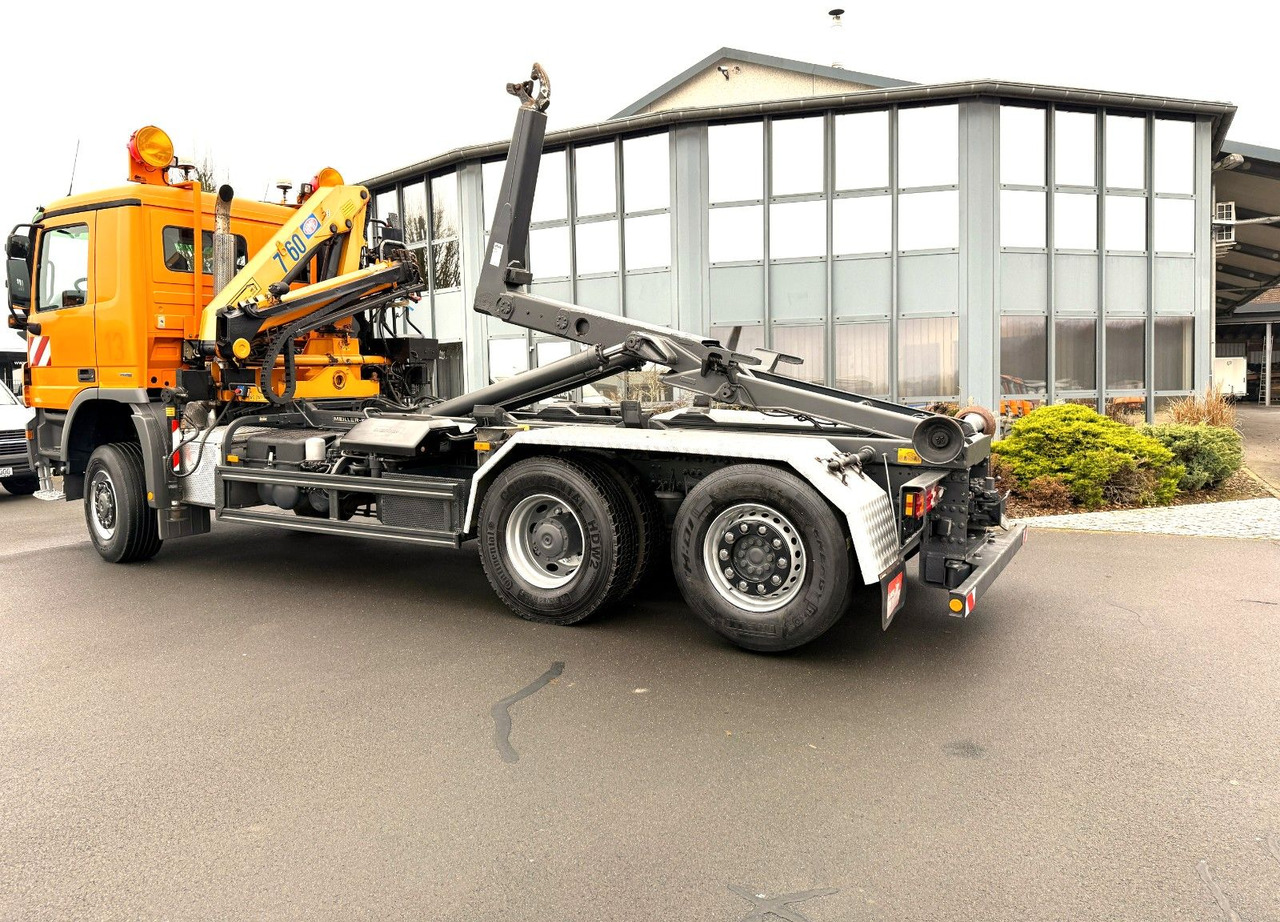 Mercedes-Benz Actros 2632 6x4/2 Meiller + HMF Kran - Hook lift truck, Crane truck: picture 3 Mercedes-Benz Actros 2632 6x4/2 Meiller + HMF Kran - Hook lift truck, Crane truck: picture 3