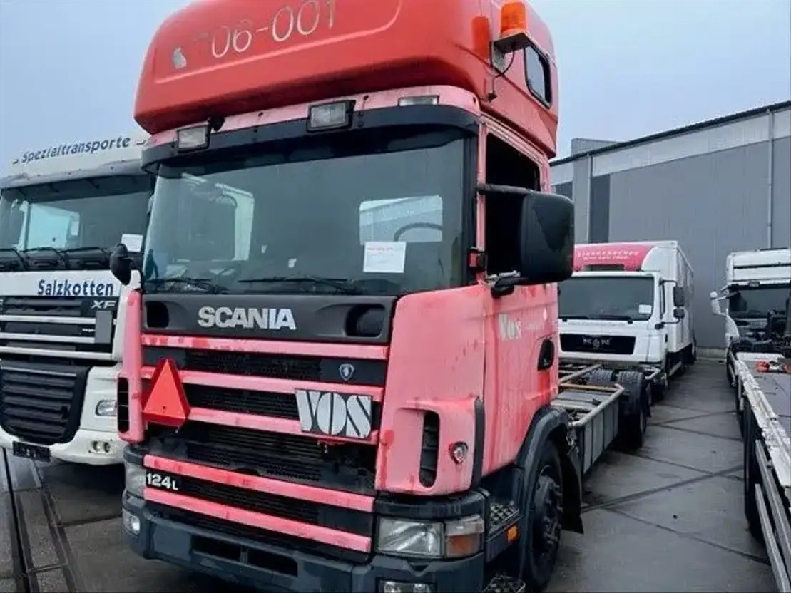 Scania R124-360 .360 6x2 - Cab chassis truck: picture 1 Scania R124-360 .360 6x2 - Cab chassis truck: picture 1