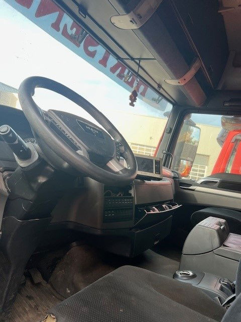 MAN TGX 18.440 .440 Euro5 - Tractor unit: picture 5 MAN TGX 18.440 .440 Euro5 - Tractor unit: picture 5