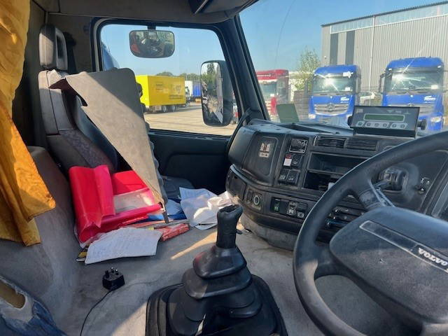 Tipper Volvo FM 12 FM12 8x4: picture 6 Tipper Volvo FM 12 FM12 8x4: picture 6